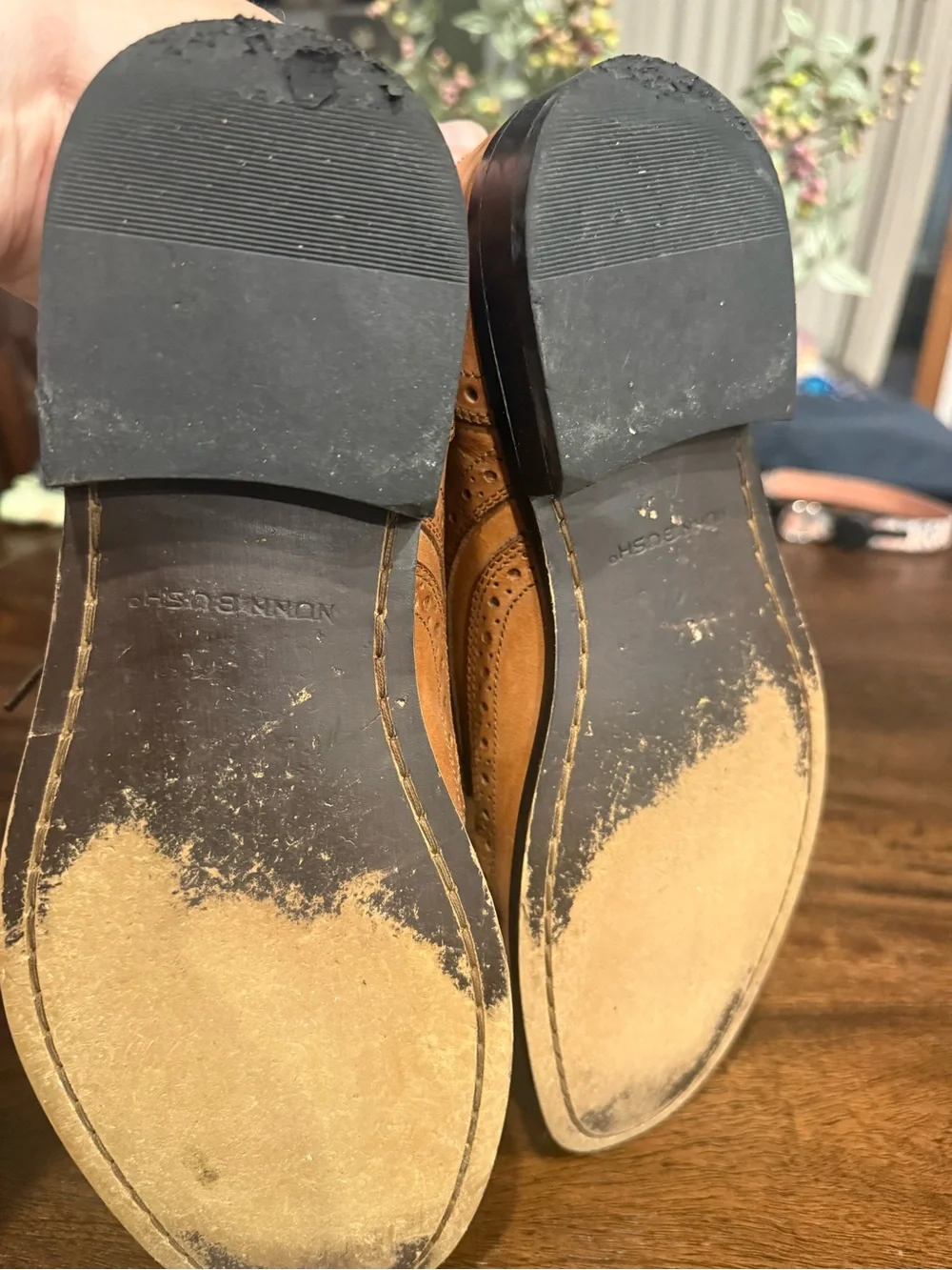 Nunn Bush Tan Leather Wingtip Brogues